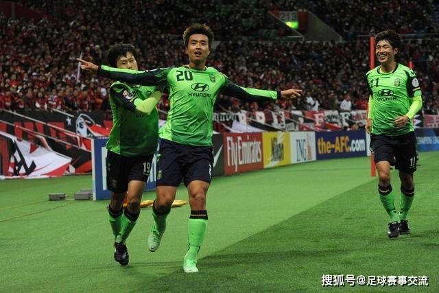 记者：AC米兰尚未敲定克勒舍交易，法兰克福决定阻止其离队